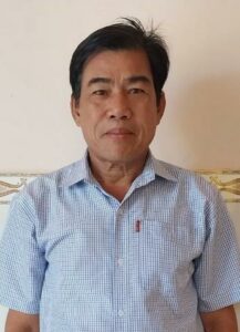 Tộc biểu Hà Công Chinh - sinh năm 1961Sinh ra và lớn lên tại làng Liễu Cốc Hạ.